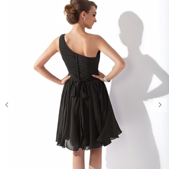 NWOT - JJ's House Chiffon One-shoulder Knee-length Black Dress Size 14 - Picture 2 of 8